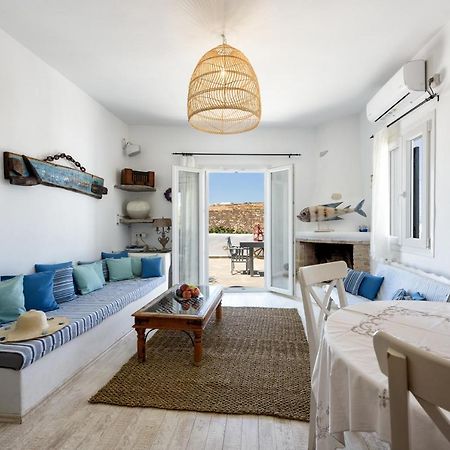 Hara'S Villa In Naousa , Paros Exterior photo