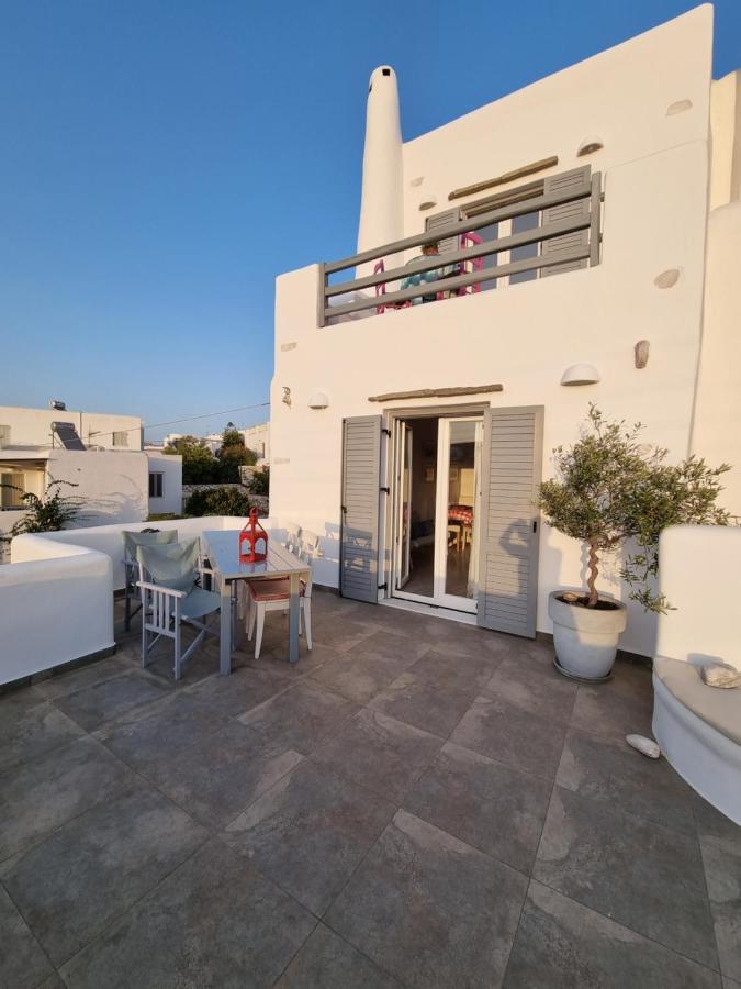 Hara'S Villa In Naousa , Paros Exterior photo