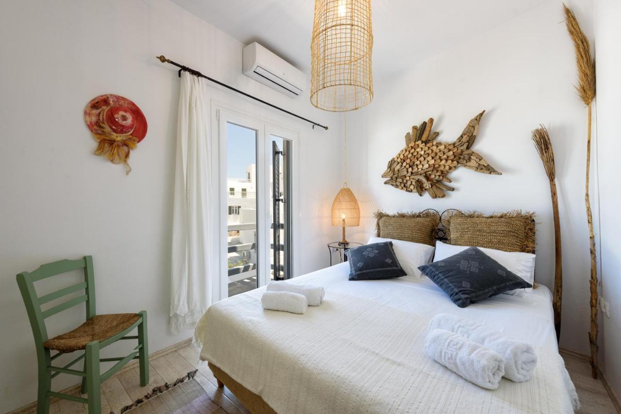 Hara'S Villa In Naousa , Paros Exterior photo