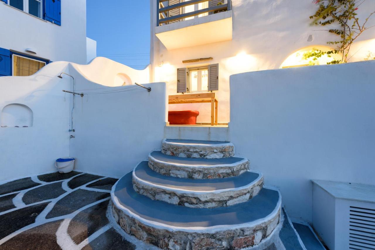 Hara'S Villa In Naousa , Paros Exterior photo